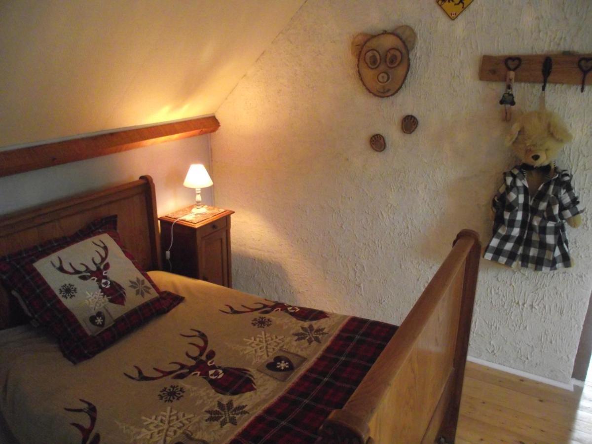 Chambre Campagnarde Du Gres Rouge De Beauval Eksteriør billede
